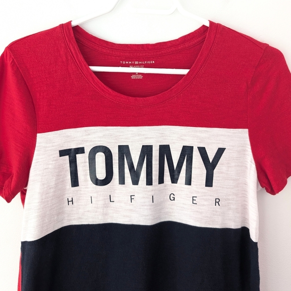 Tommy Hilfiger Women's Classic Color Block Red Navy White T-shirt ~ Size Medium - Picture 2 of 9